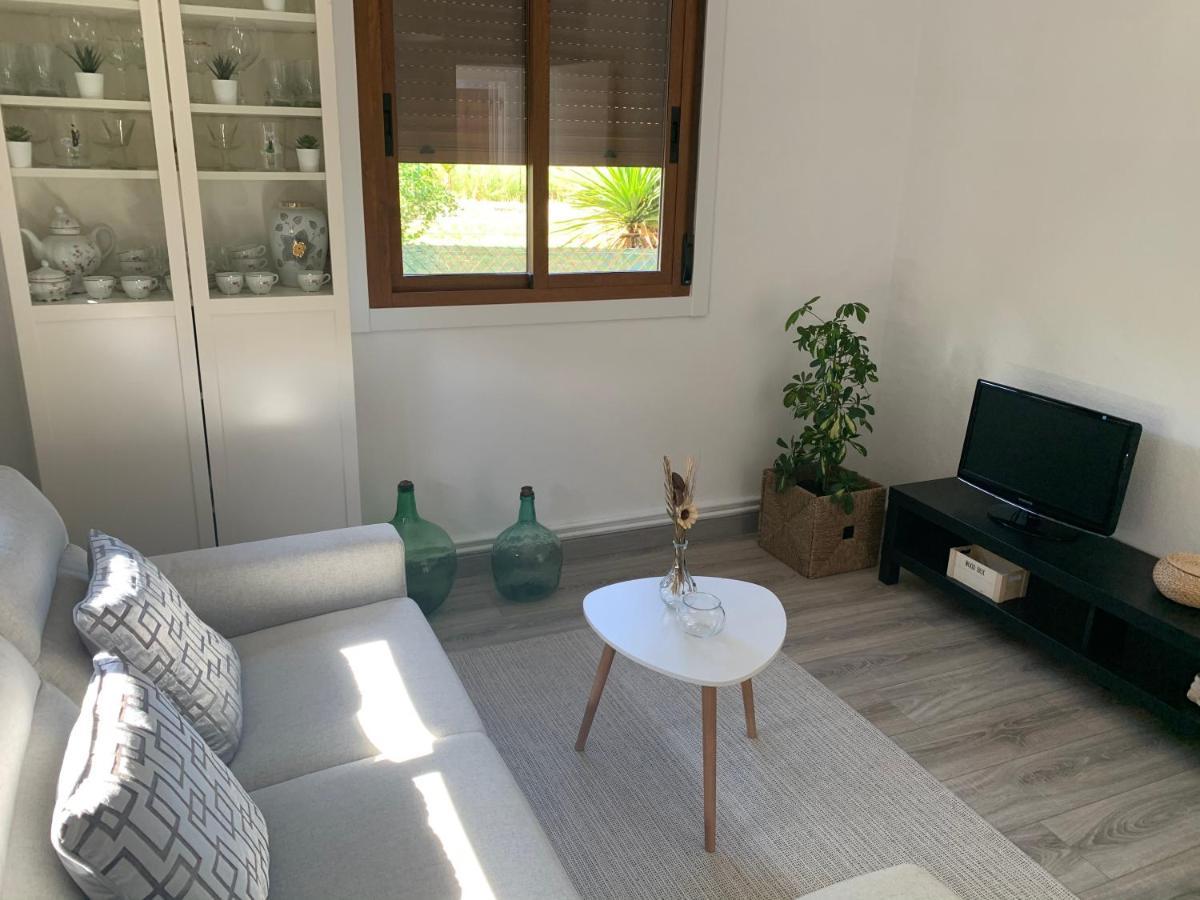Apartamento A Casa Vermella con jardín a 10 minutos de Santiago de Compostela Ortono Exterior foto